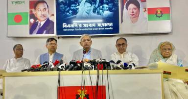অন্তর্বর্তী সরকারকে নিরপেক্ষতা বজায় রাখার আহ্বান বিএনপি মহাসচিব মির্জা ফখরুলের