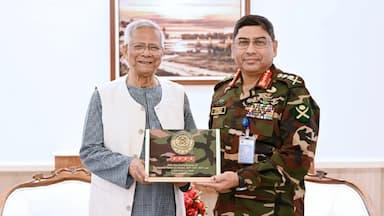 প্রধান উপদেষ্টার সঙ্গে সেনাপ্রধানের বিদায়ী সাক্ষাৎ