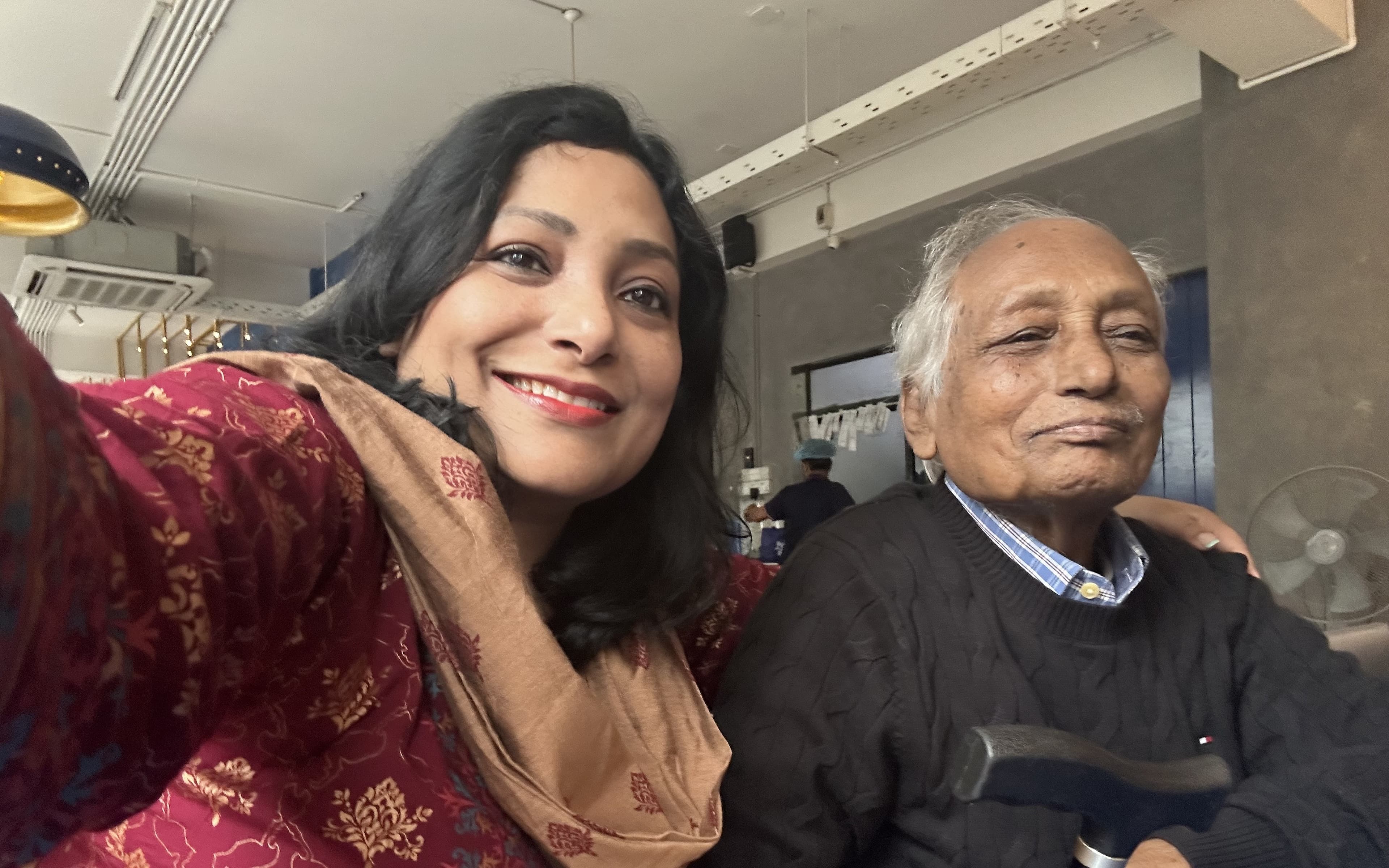 আব্বু এর বেশি ভালোবাসা যায় না