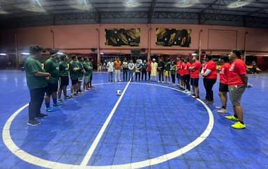 কুয়ালালামপুরে বাংলাদেশি শিক্ষার্থীদের প্রীতি ফুটবল ম্যাচে জামাল ভূঁইয়া