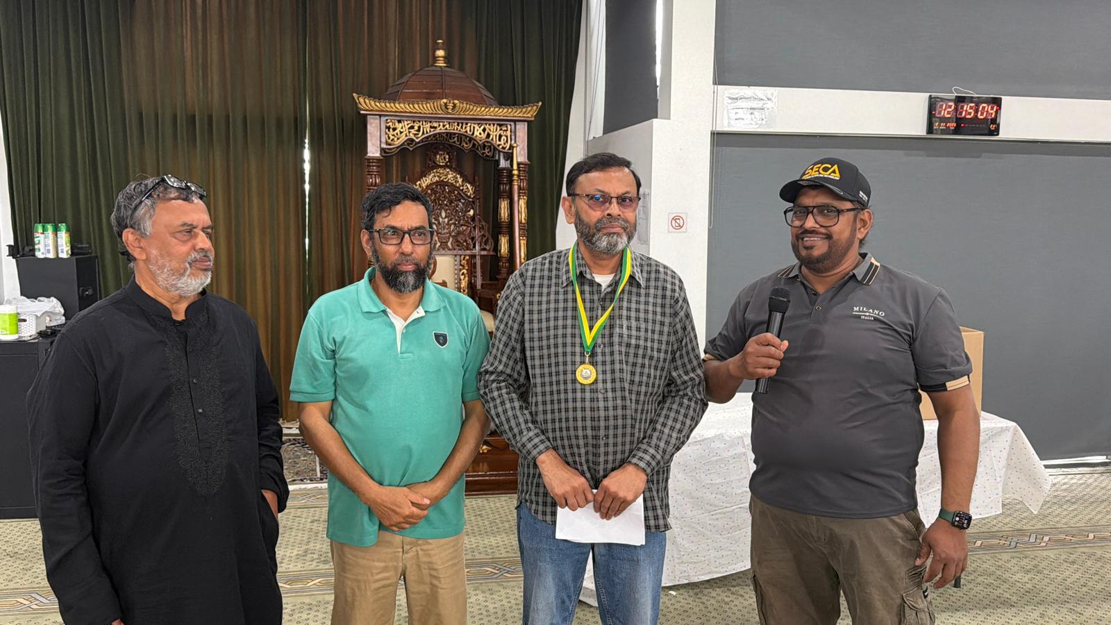 সিডনিতে প্রবাসী সাংবাদিকতায় অবদানের স্বীকৃতি স্বরূপ সম্মাননা পেয়েছেন নাইম আবদুল্লাহ