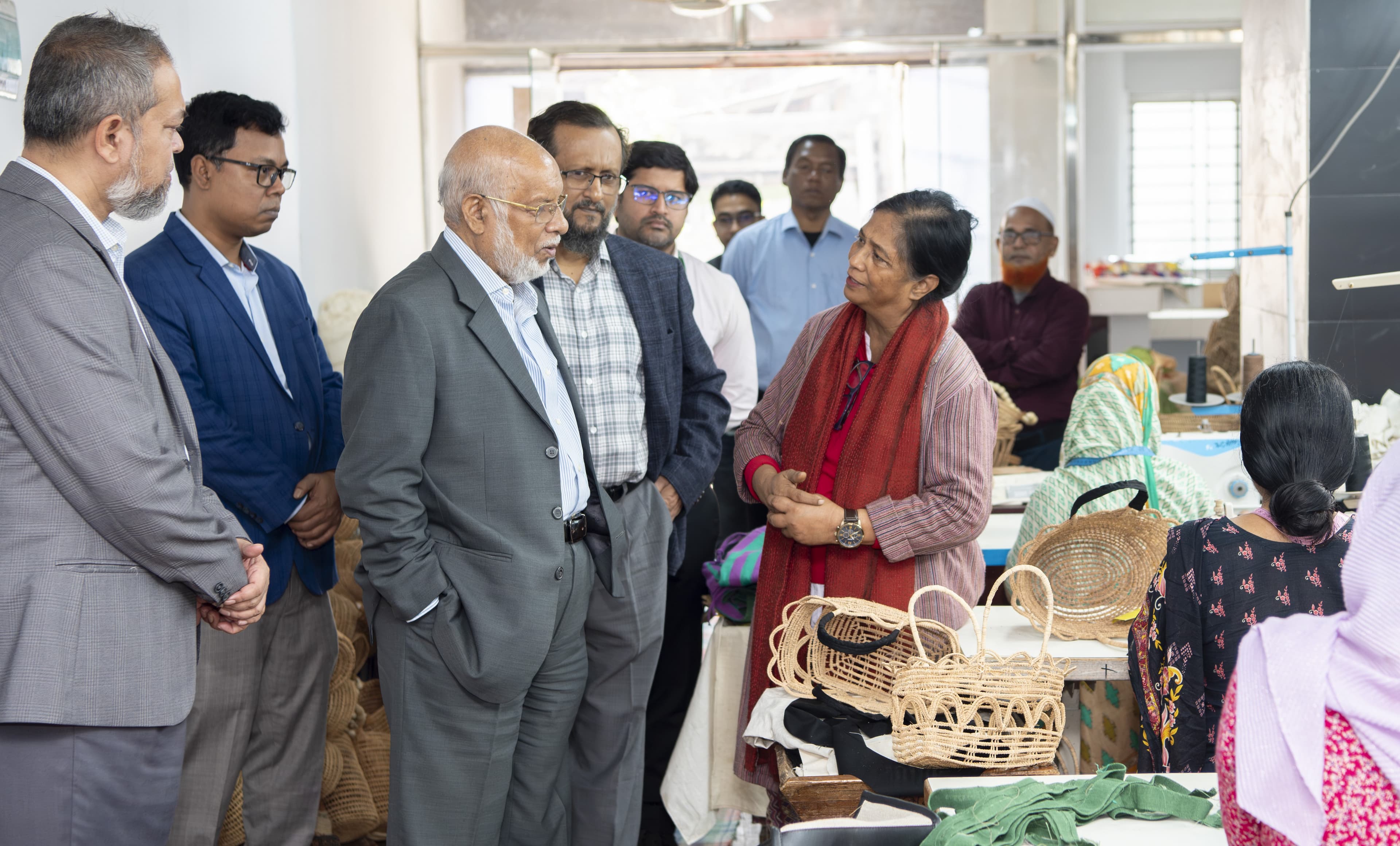 রপ্তানিমুখী হস্তশিল্পের প্রসারে সহায়তা বৃদ্ধি করবে পিকেএসএফ