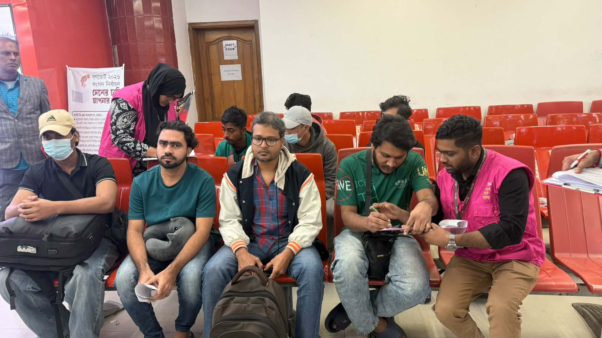 মিয়ানমারের স্ক্যাম সেন্টারে নির্যাতনের শিকার ৮ বাংলাদেশি দেশে ফিরেছেন