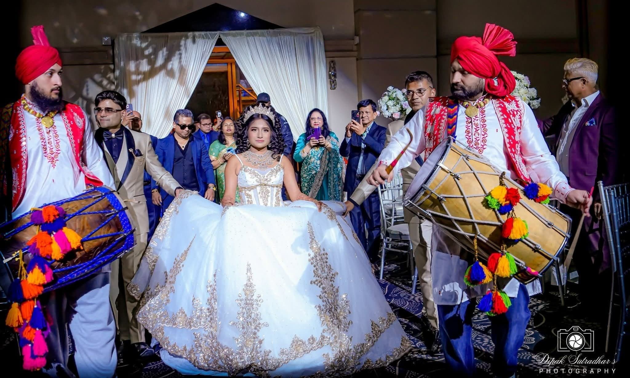 টরন্টোয় রিয়ালটর হিশাম চিশতির উদ্যোগে ভাতিজি সানিয়ার সুইট সিক্সটিন উদ্‌যাপন