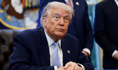 ইরানের সঙ্গে বাণিজ্য করলে শুল্কারোপের হুমকি ট্রাম্পের