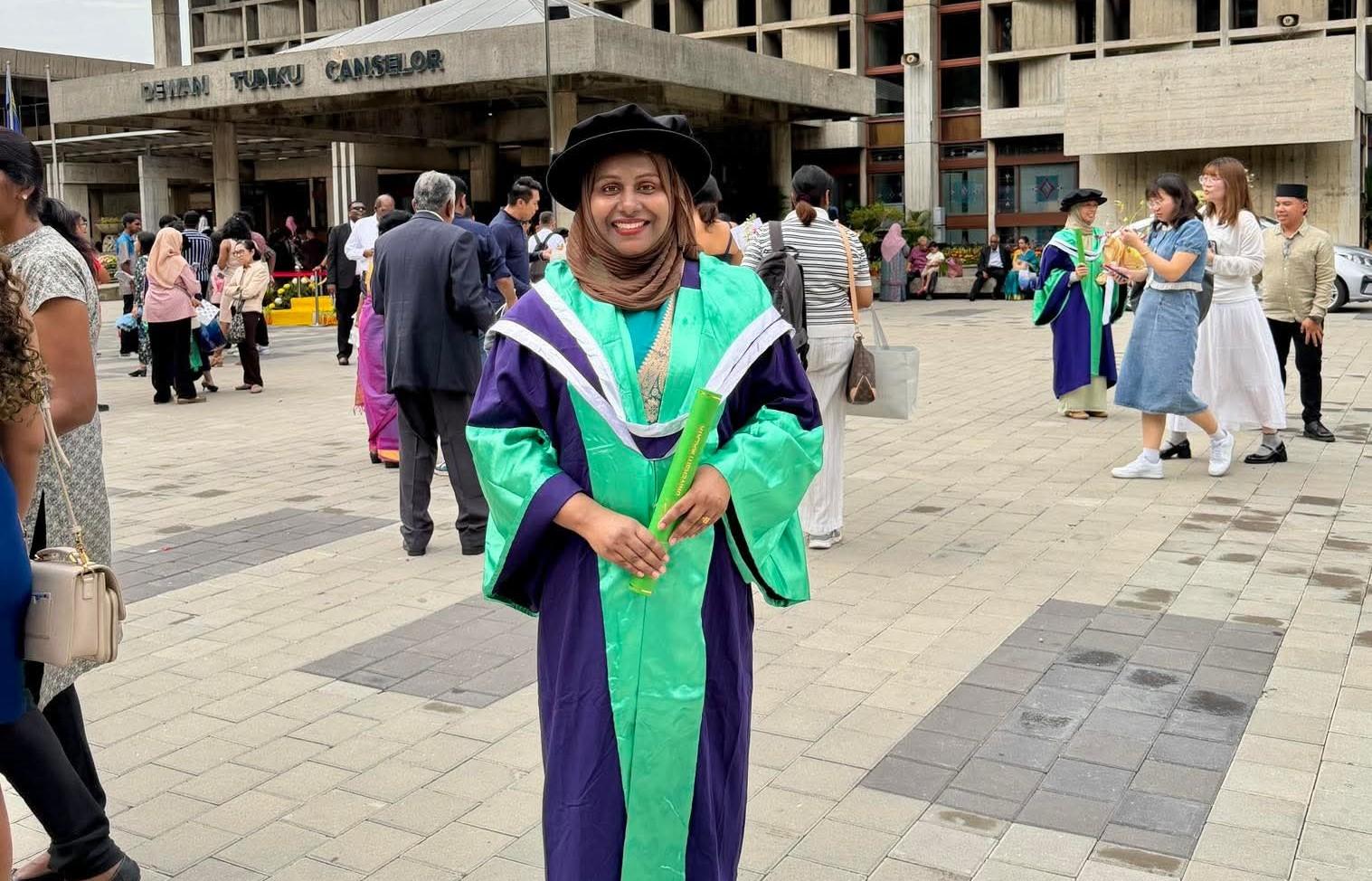 ইউনিভার্সিটি মালায়া থেকে বাংলাদেশি শিক্ষার্থী জিনাতের পিএইচডি অর্জন