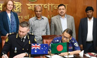 অবৈধ অভিবাসন রোধকল্পে বাংলাদেশ-অস্ট্রেলিয়ার চুক্তি স্বাক্ষর