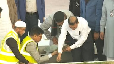 রাষ্ট্রীয় মর্যাদায় খালেদা জিয়াকে শেষ বিদায়