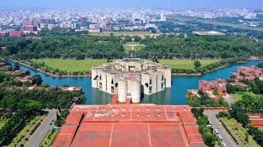 তারেক রহমানের মন্ত্রিসভায় মন্ত্রী হিসেবে শপথ নিলেন যারা