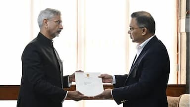 খালেদা জিয়ার আদর্শে ঢাকা-দিল্লি সম্পর্ক এগোবে: জয়শঙ্কর