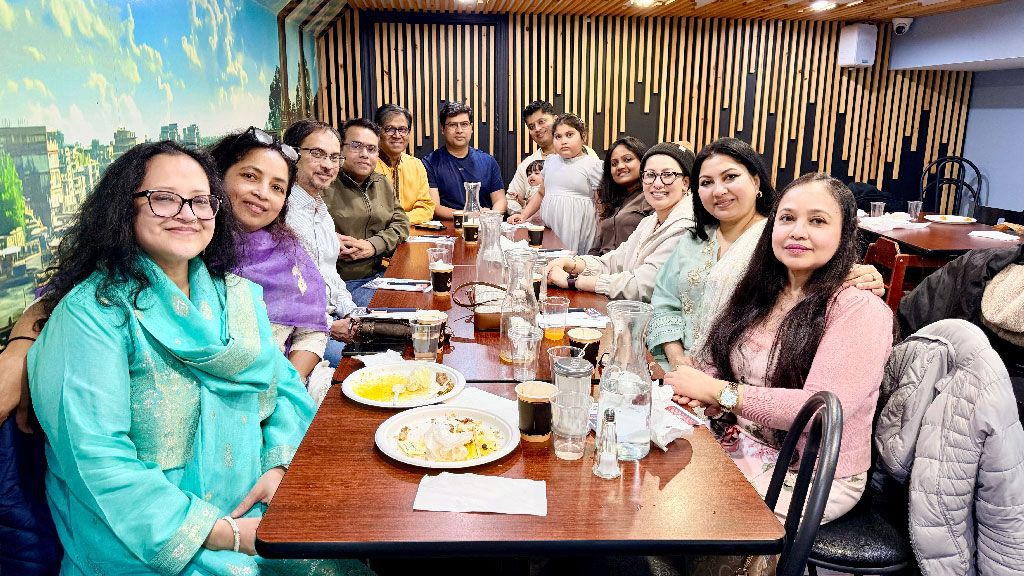 টরন্টোয় ঢাবি গণযোগাযোগ সাংবাদিকতা বিভাগের সাবেক শিক্ষার্থীদের ইফতার