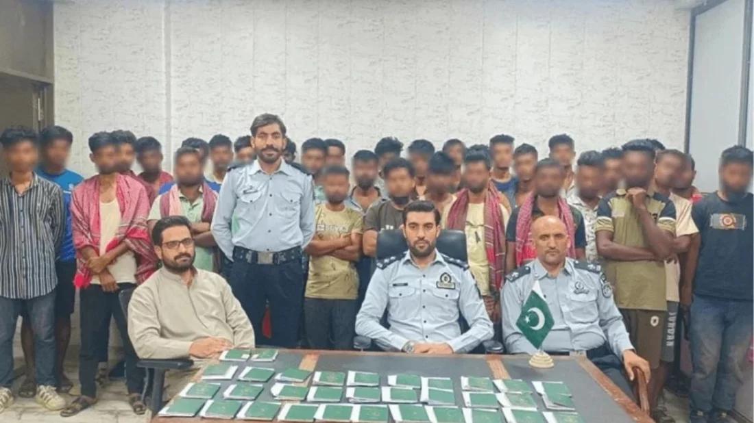 পাকিস্তান-ইরান সীমান্তে ৩৩ বাংলাদেশি গ্রেপ্তার