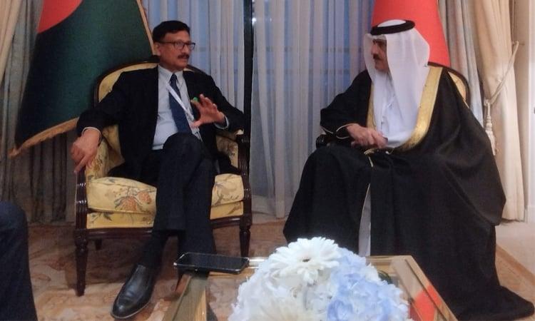 বাহরাইনের প্রতি বাংলাদেশিদের জন্যে ভিসা আবার চালুর অনুরোধ পররাষ্ট্র উপদেষ্টার