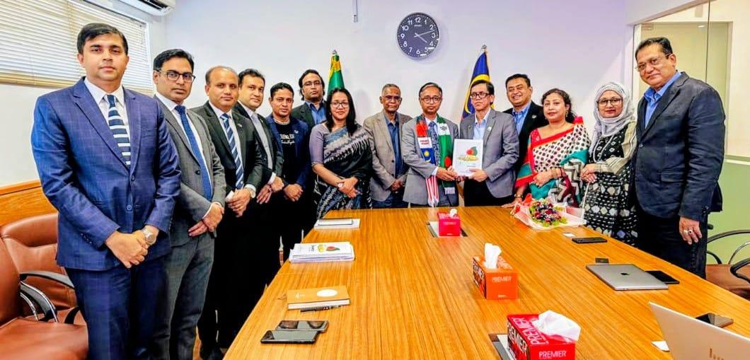 Description of Image