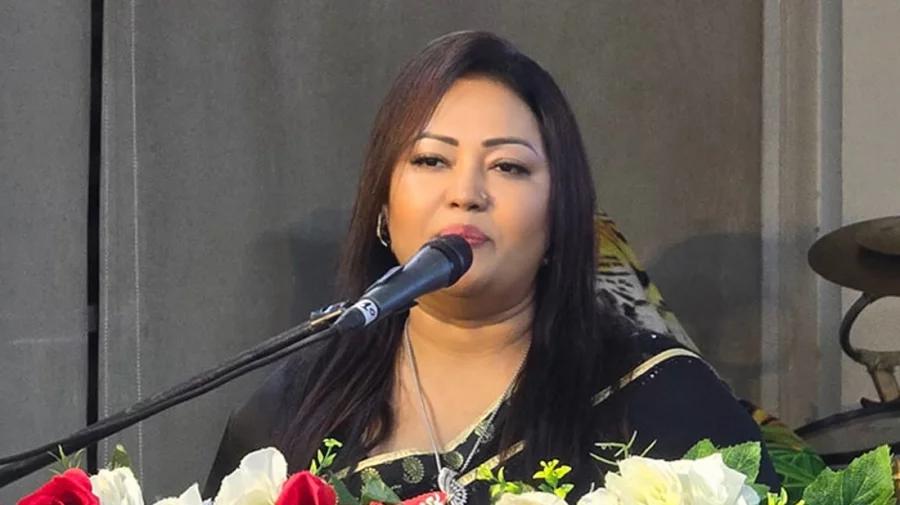 সংগীতশিল্পী মমতাজকে লক্ষ্য করে আবার ডিম নিক্ষেপ