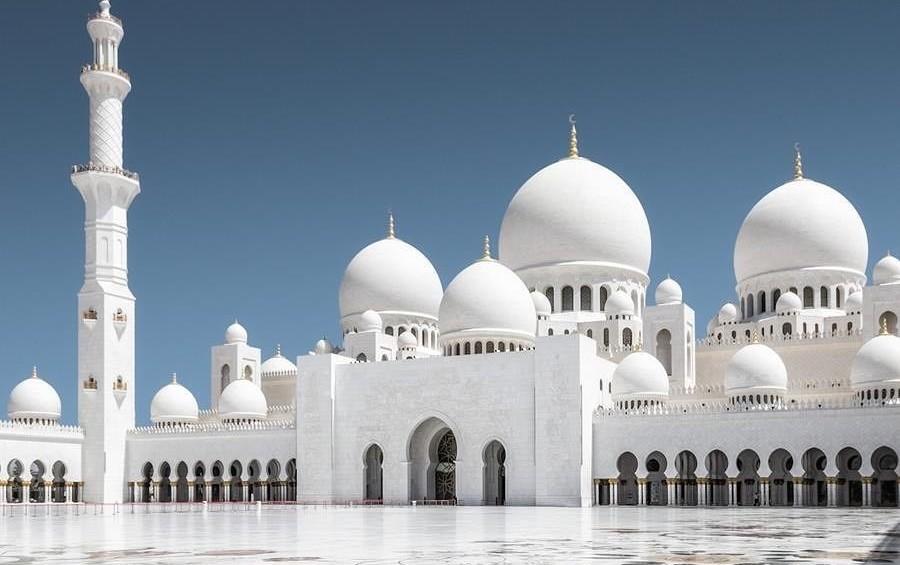 আরব আমিরাতে জানুয়ারি থেকে জুমার নামাজের সময়সূচির পরিবর্তন