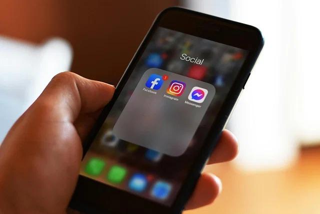 অস্ট্রেলিয়ায় ১৬ বছরের কম বয়সীদের সামাজিক যোগাযোগমাধ্যম ব্যবহার নিষিদ্ধ করে প্রস্তাব পাস