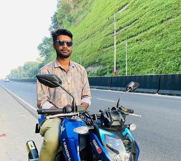 চট্টগ্রামে সড়ক দুর্ঘটনায় কলেজছাত্রের মৃত্যু